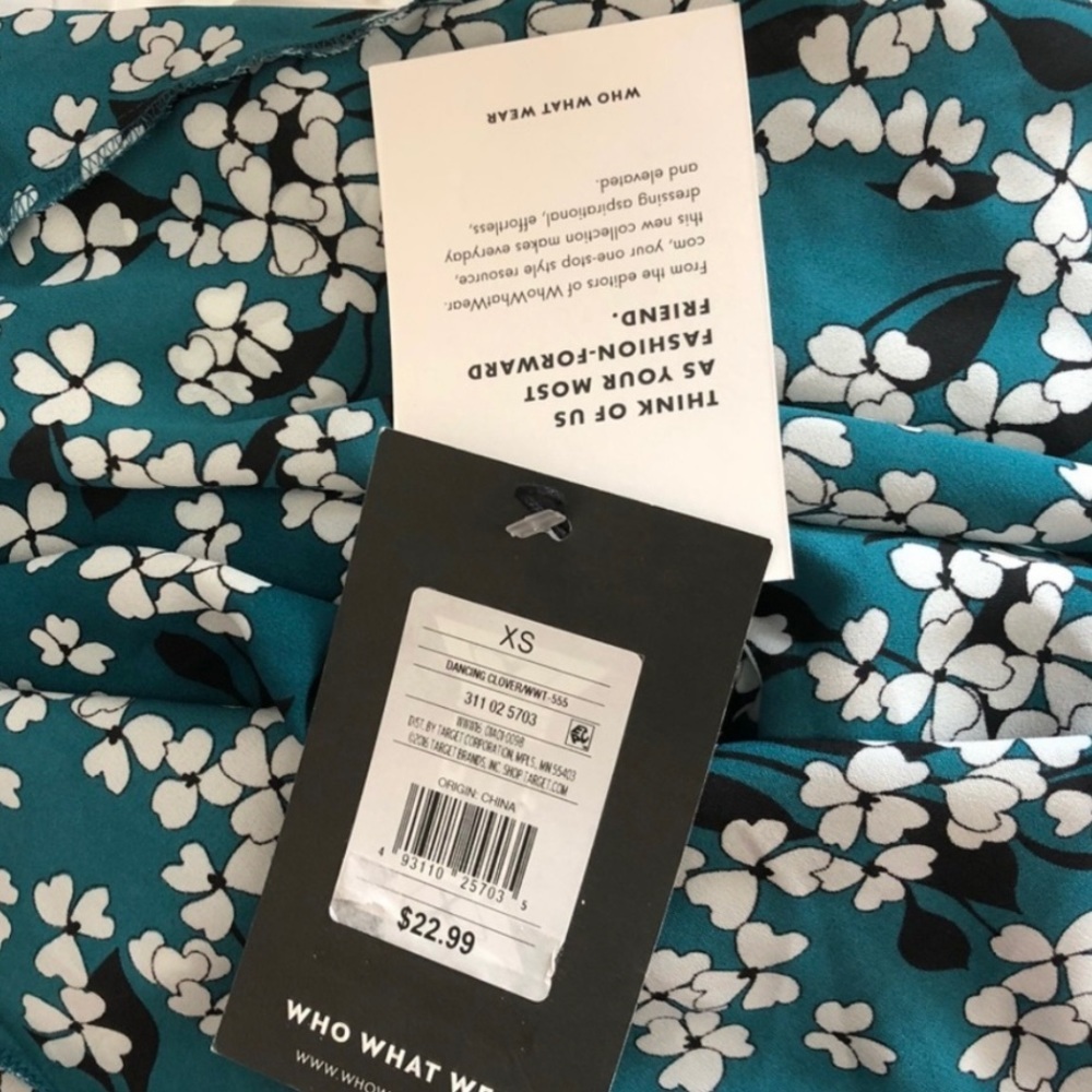 NWT Who What Wear Sleeveless Blouse Turquoise White Floral Mock Neck Size XS - Picture 7 of 14
